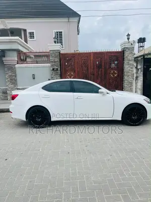 Lexus IS 250 AWD Automatic 2012 White