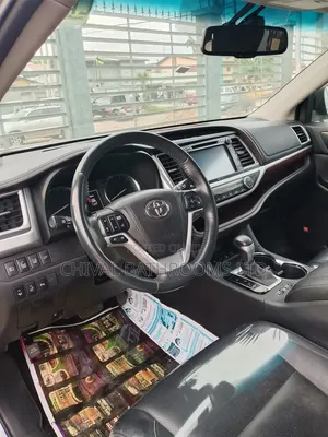 Toyota Highlander 2016 Silver