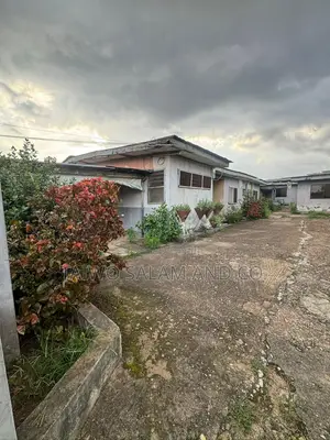 815sqm Land With Demolishable Structure