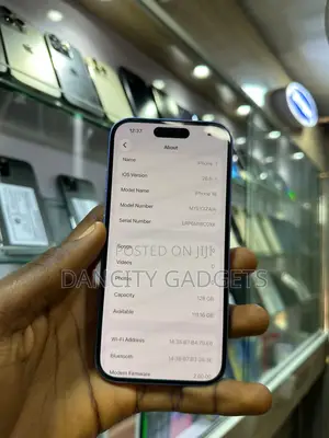 Apple iPhone 16 128 GB Blue