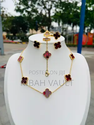 Van Clef Necklace