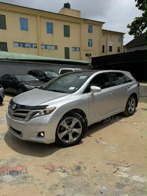 Toyota Venza Limited AWD V6 2013 Silver