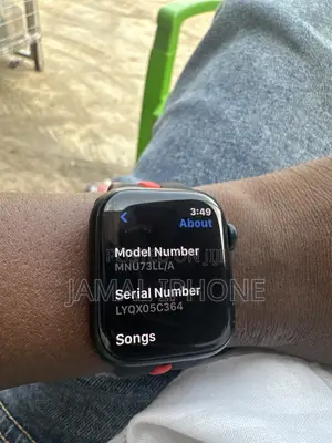 Apple Watch Series 8