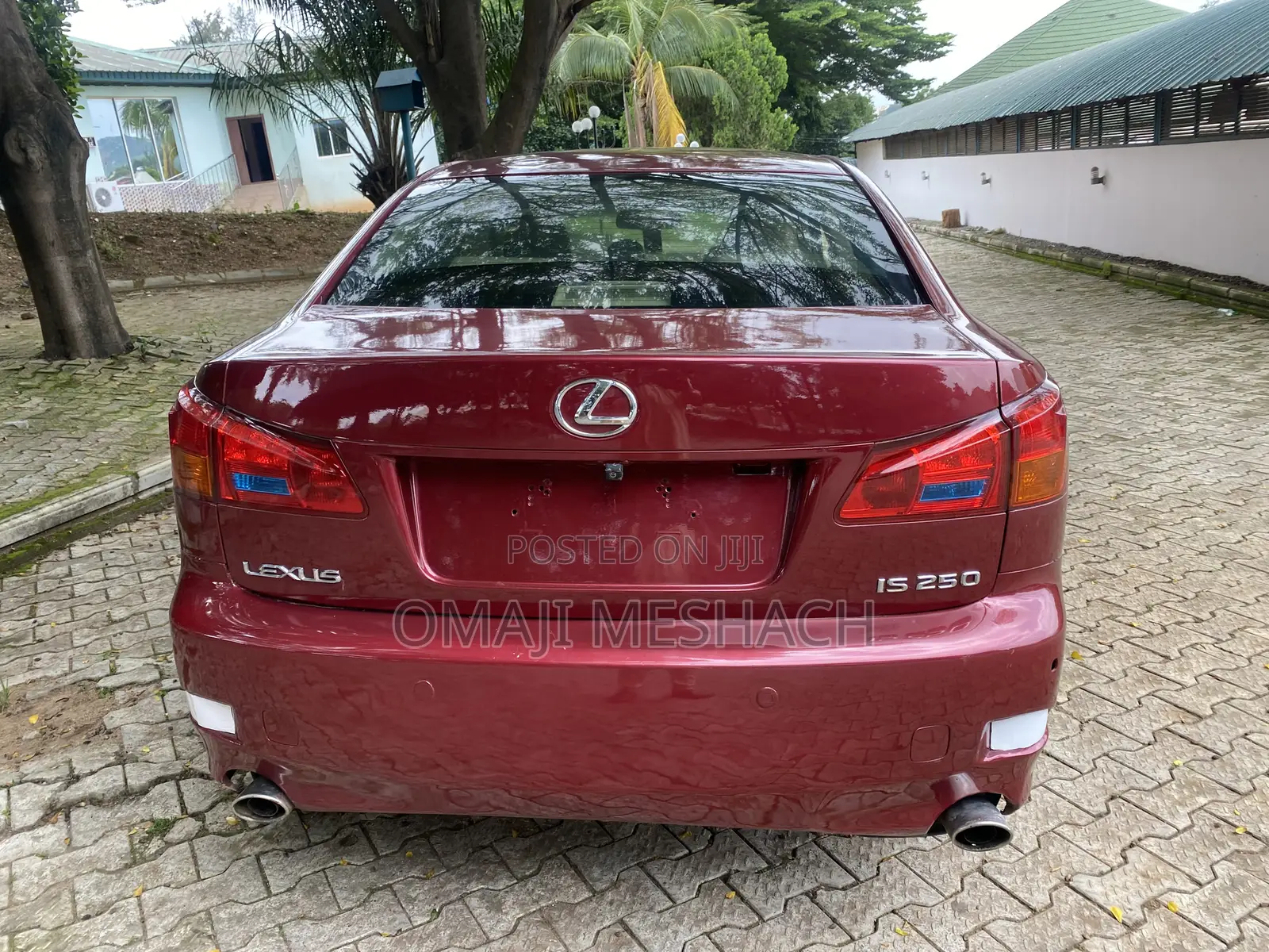 Lexus IS 250 2010 Red