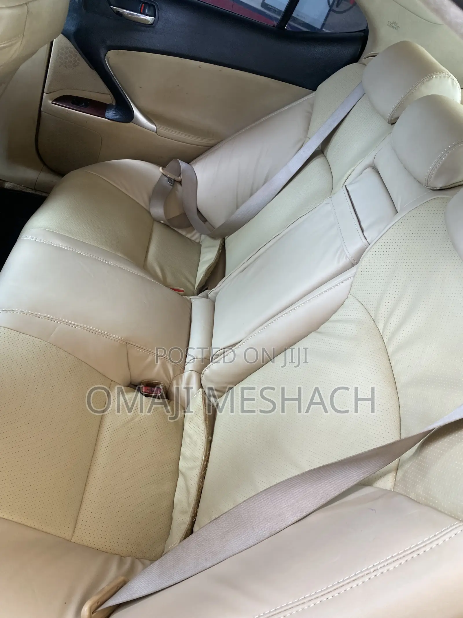 Lexus IS 250 2010 Red