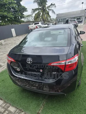 Toyota Corolla 2016 Black