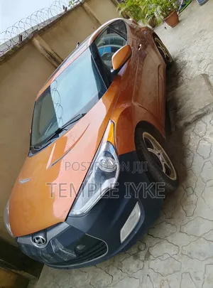 Hyundai Veloster Automatic 2012 Orange
