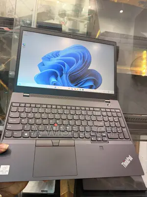 Laptop Lenovo ThinkPad P15s 16GB Intel Core i7 SSD 512GB