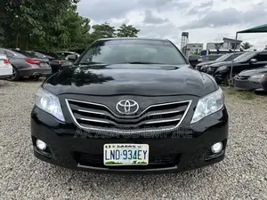 Toyota Camry 2.4 LE 2008 Black
