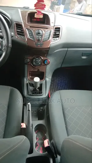 Ford Focus 2009 Red
