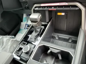 Toyota Tundra 2025 Gray