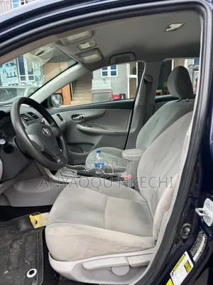 Toyota Corolla 2011 Blue