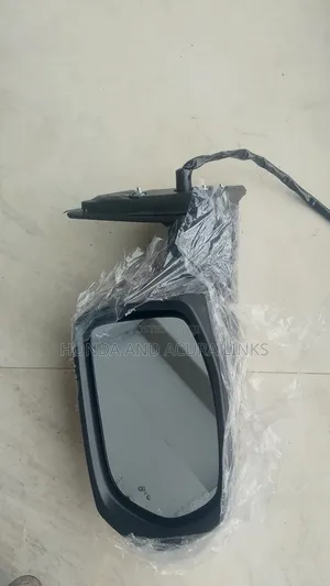 1 PC of Side Mirror With Light and Signal Sensor Honda CRV 017--022