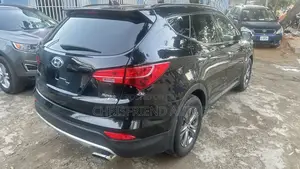 Hyundai Santa Fe SE AWD 2016 Black