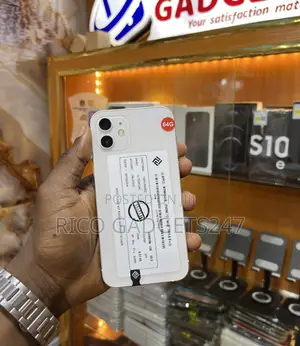Apple iPhone 12 64 GB White