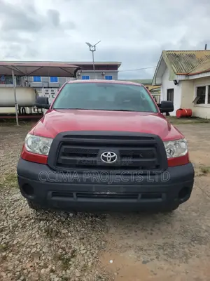 Toyota Tundra 2013 Red