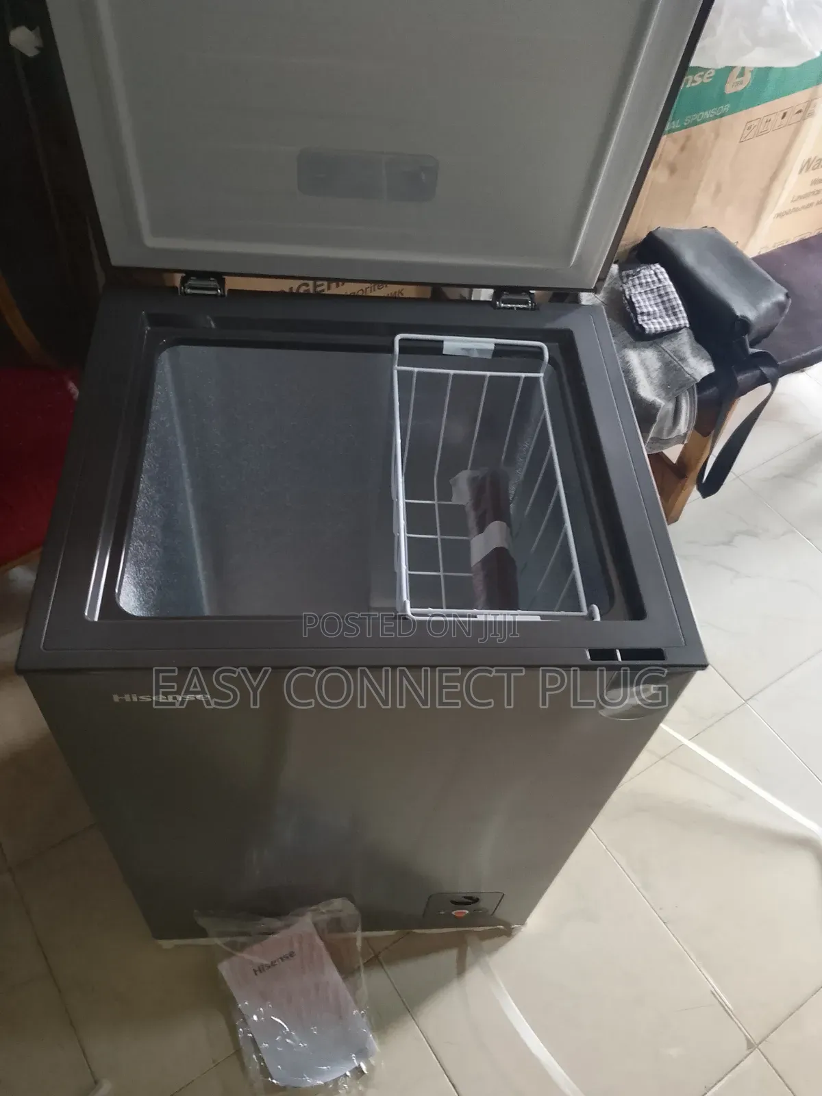 95L Fast Freezing Deep Chest Freezer (Hisense).