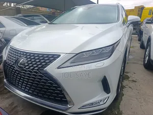 Lexus RX 2022 White
