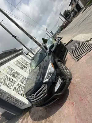 Hyundai Santa Fe SE AWD 2016 Black
