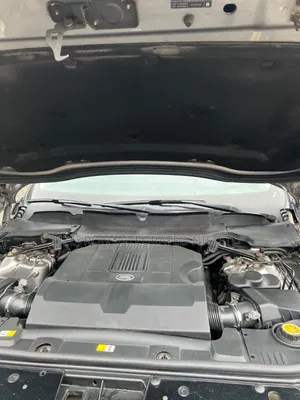Land Rover Range Rover 2018 Gold