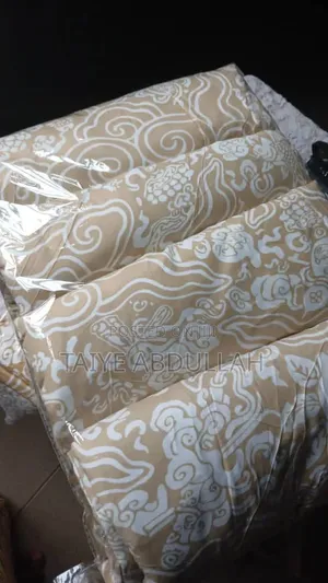 Standard 4x6 Bedsheet With 4 Pillowcase