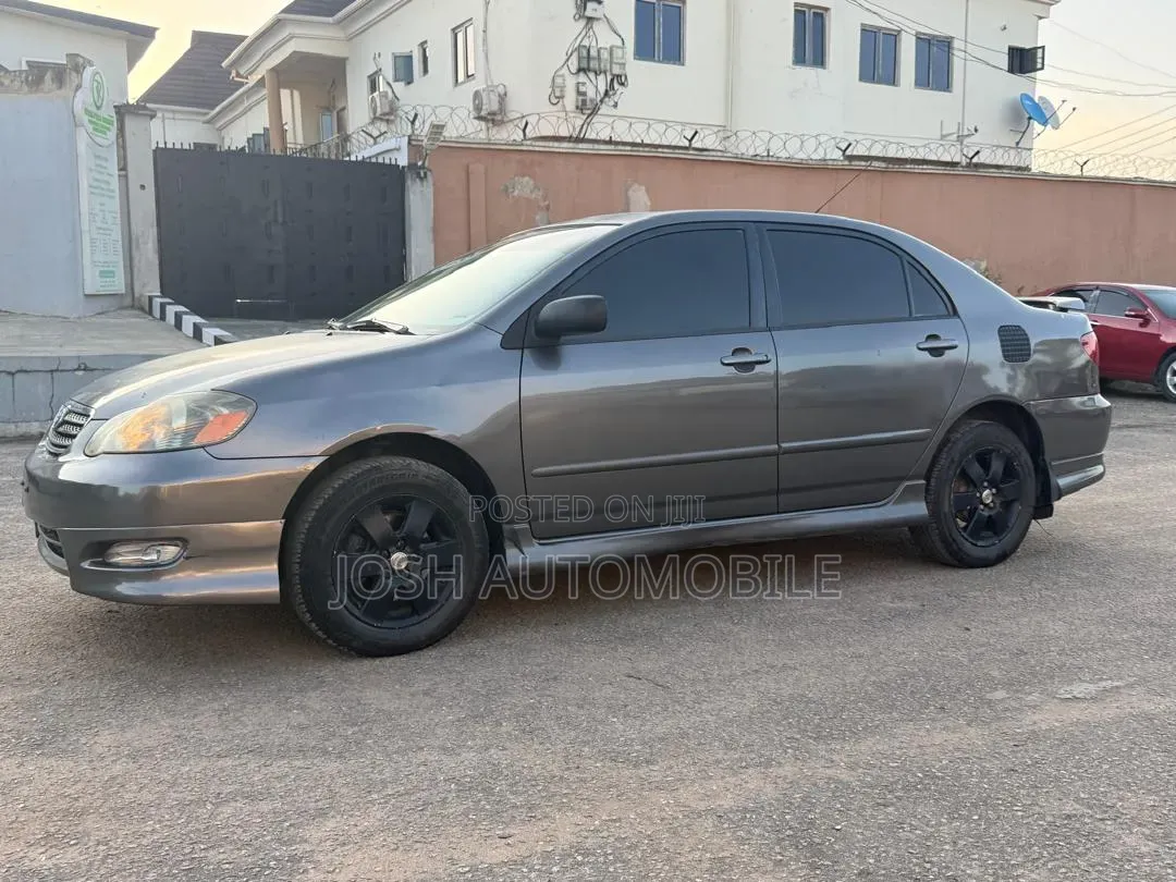 Toyota Corolla 2007 Gray