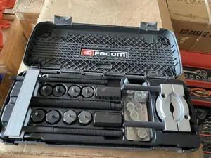 Facom U.53J1 Bearing Puller Set