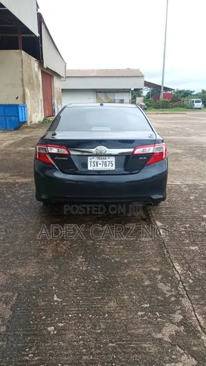 Toyota Camry 2013 Black