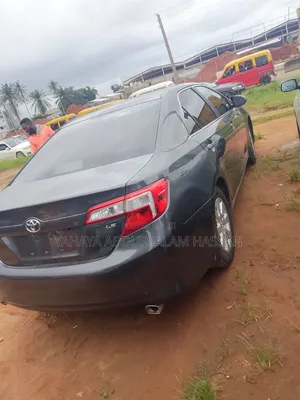 Toyota Camry 2012 Gray