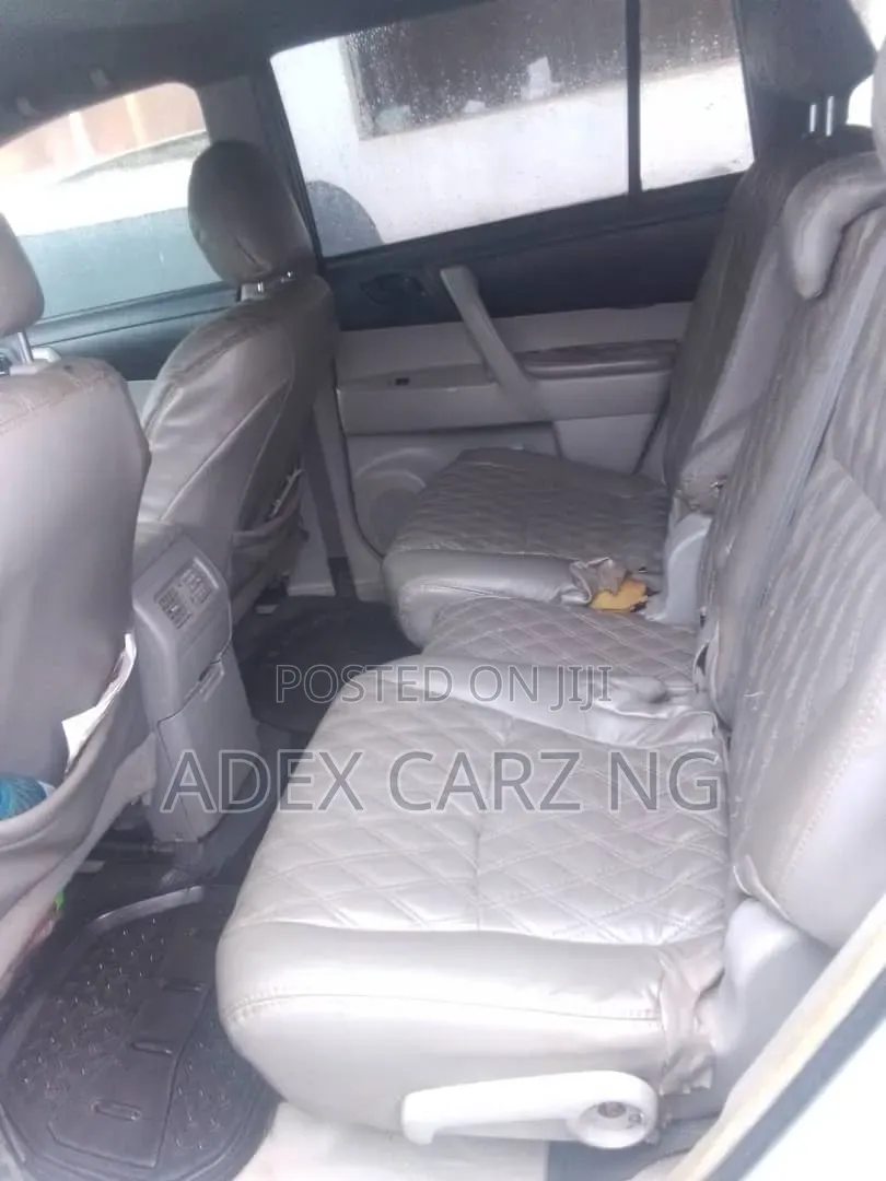 Toyota Highlander 2009 Silver