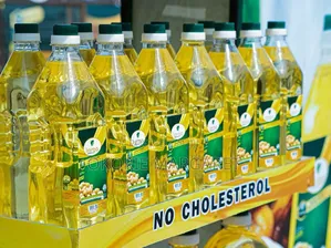 Liorga Quality Soya Oil.