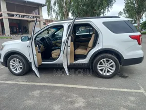 Ford Explorer 2016 White