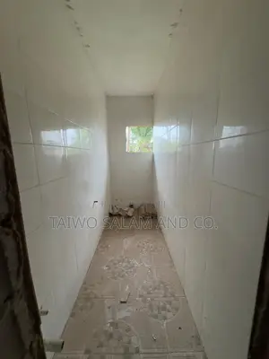 787sqm Land With Office Commercial Complex