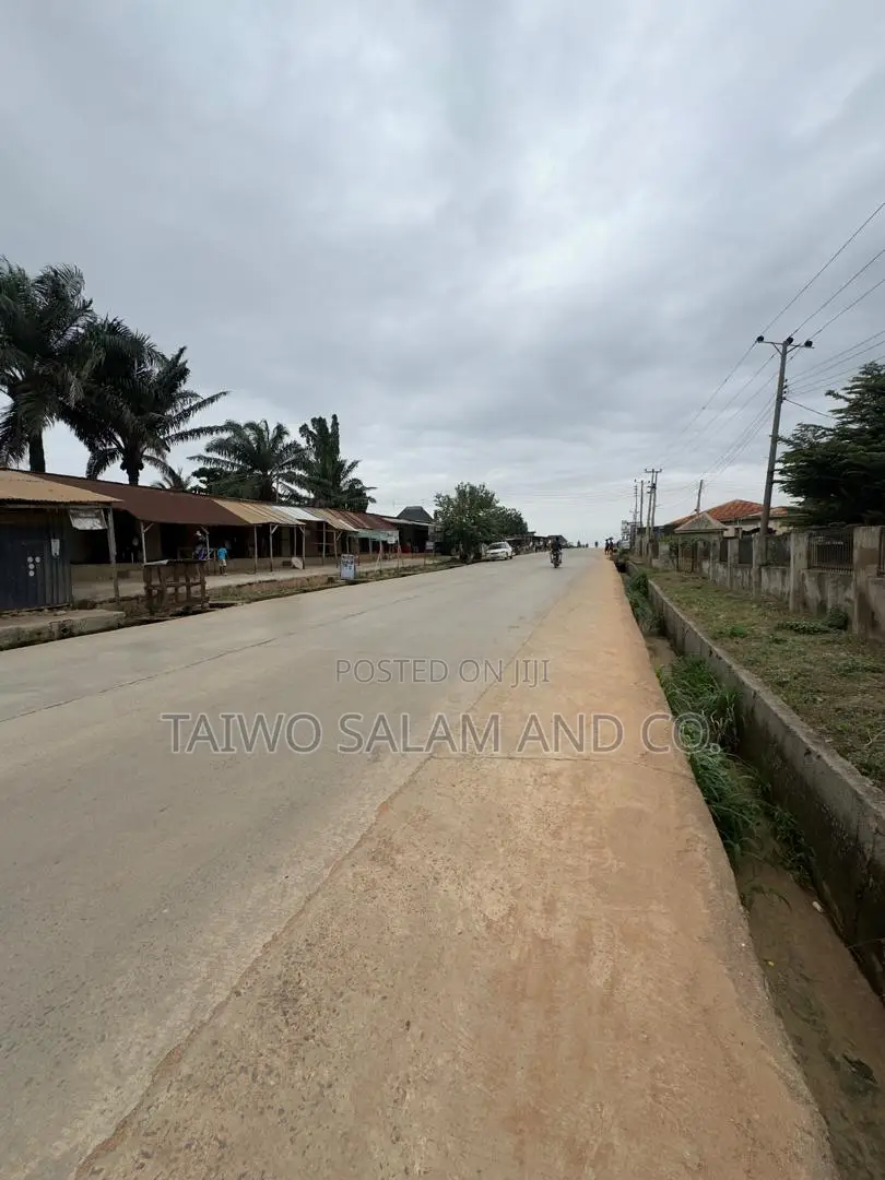 787sqm Land With Office Commercial Complex
