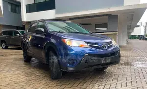Toyota RAV4 LE AWD (2.5L 4cyl 6A) 2016 Blue