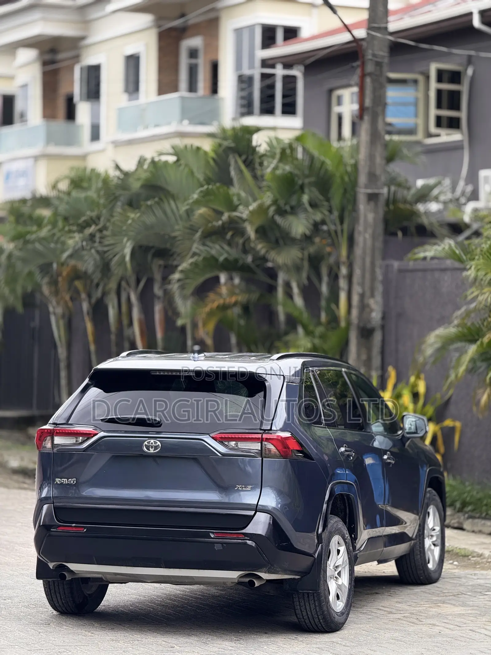 Toyota RAV4 2024 Blue