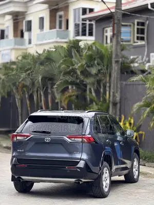 Toyota RAV4 2024 Blue