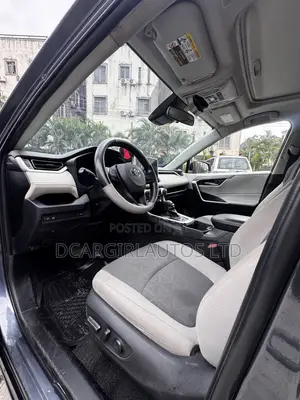 Toyota RAV4 2024 Blue