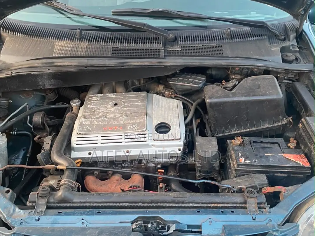 Toyota Sienna 2003