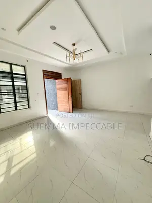 1bdrm Shared Apartment in Lekki Phase 2 for rent