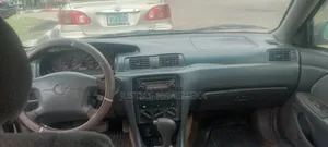 Toyota Camry 2000 Gray