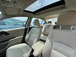 Honda Accord 2017 Gold