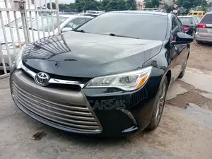 Toyota Camry 2016 Black