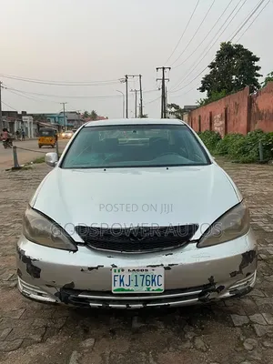 Toyota Camry 2004 Silver