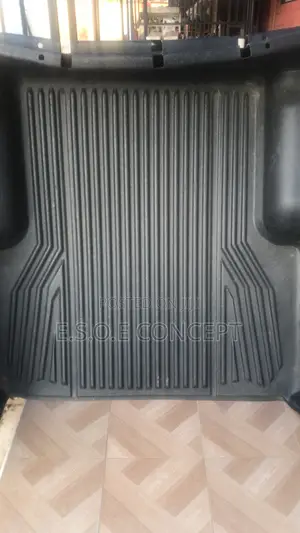 Hilux 2017 to 2023 Bed Liner / Bucket