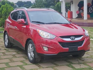 Hyundai Tucson 2013 Red