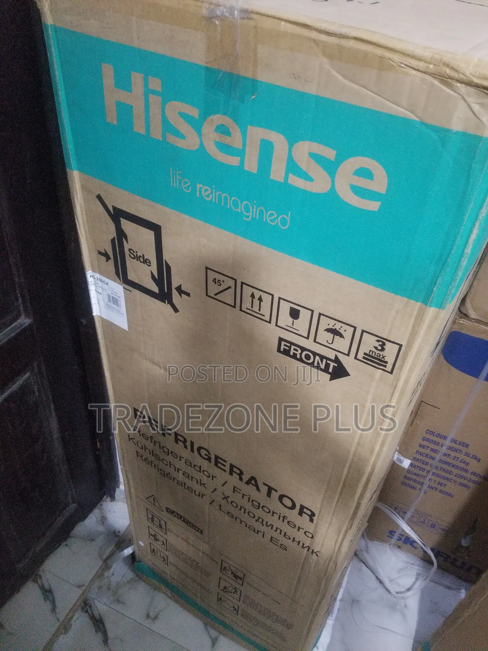 REF 29DCA Fridge – Modern Design Efficient