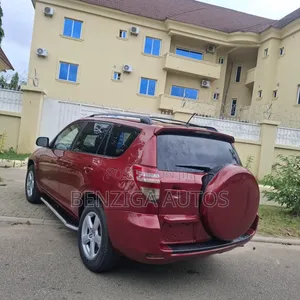 Toyota RAV4 2010 Red
