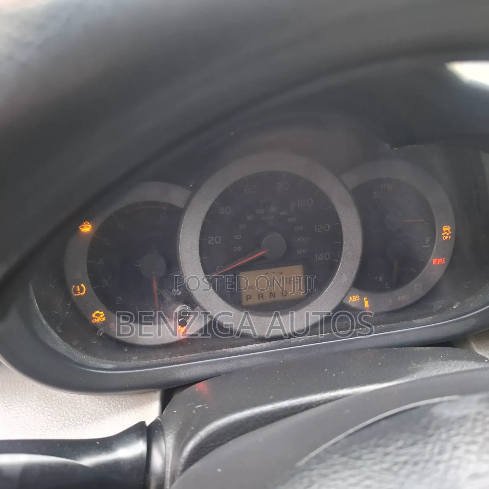 Toyota RAV4 2010 Red