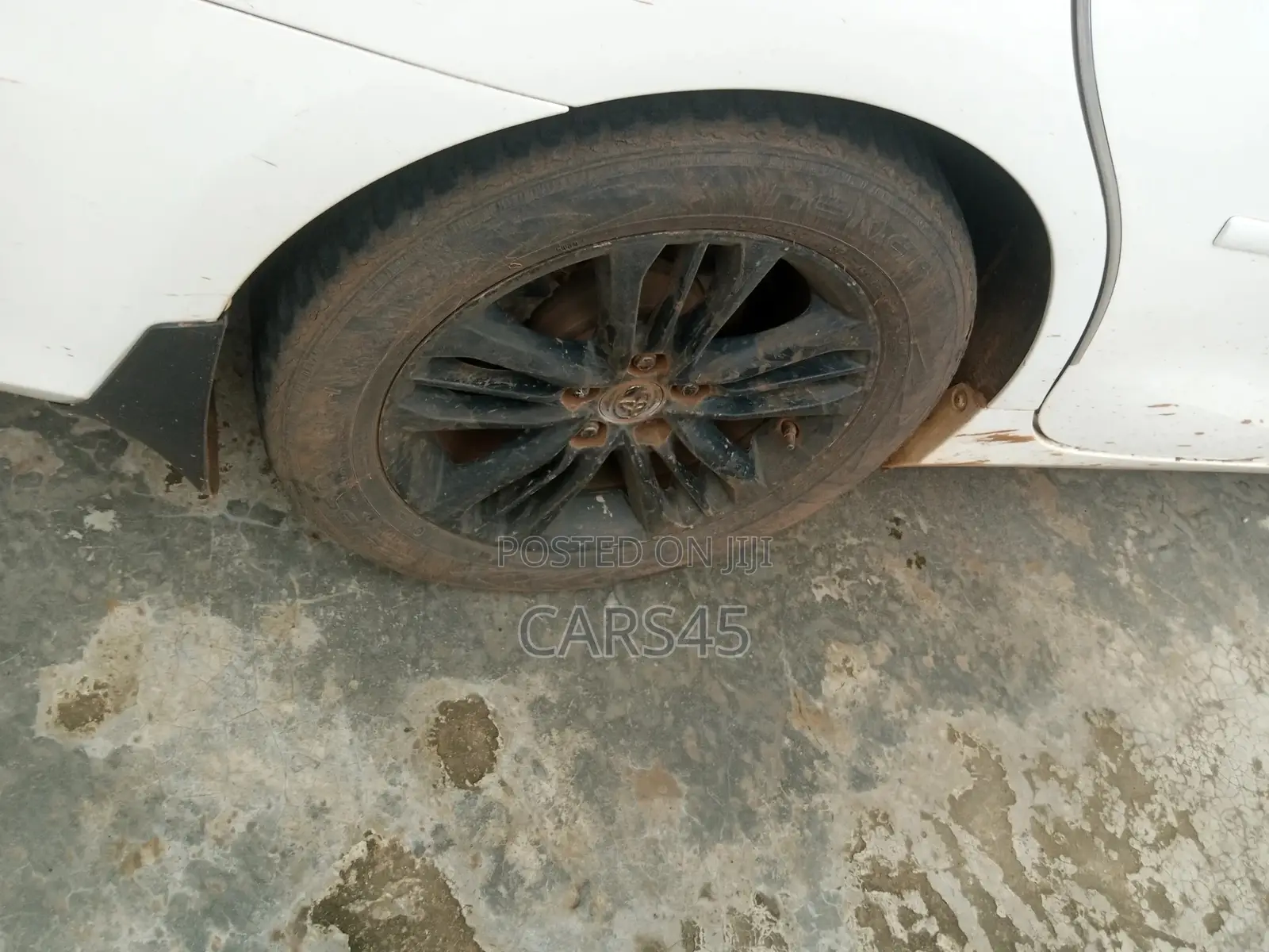 Toyota Camry 2017 White